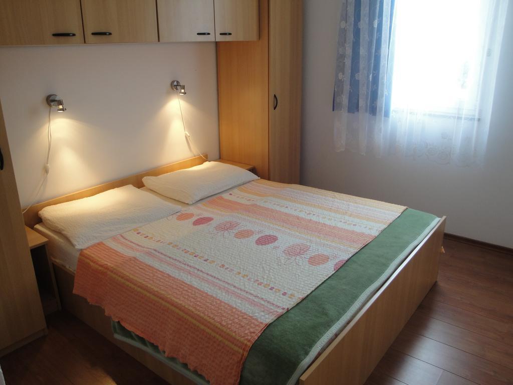 Apartments Skender Čižići Quarto foto